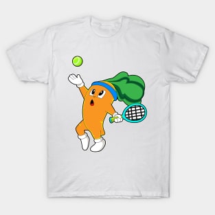 Carrot at Tennis with Tennis racket T-Shirt